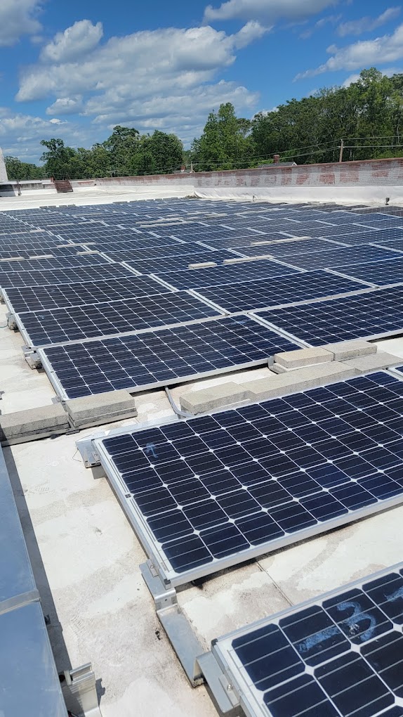 Rooftop solar panels Washing Services